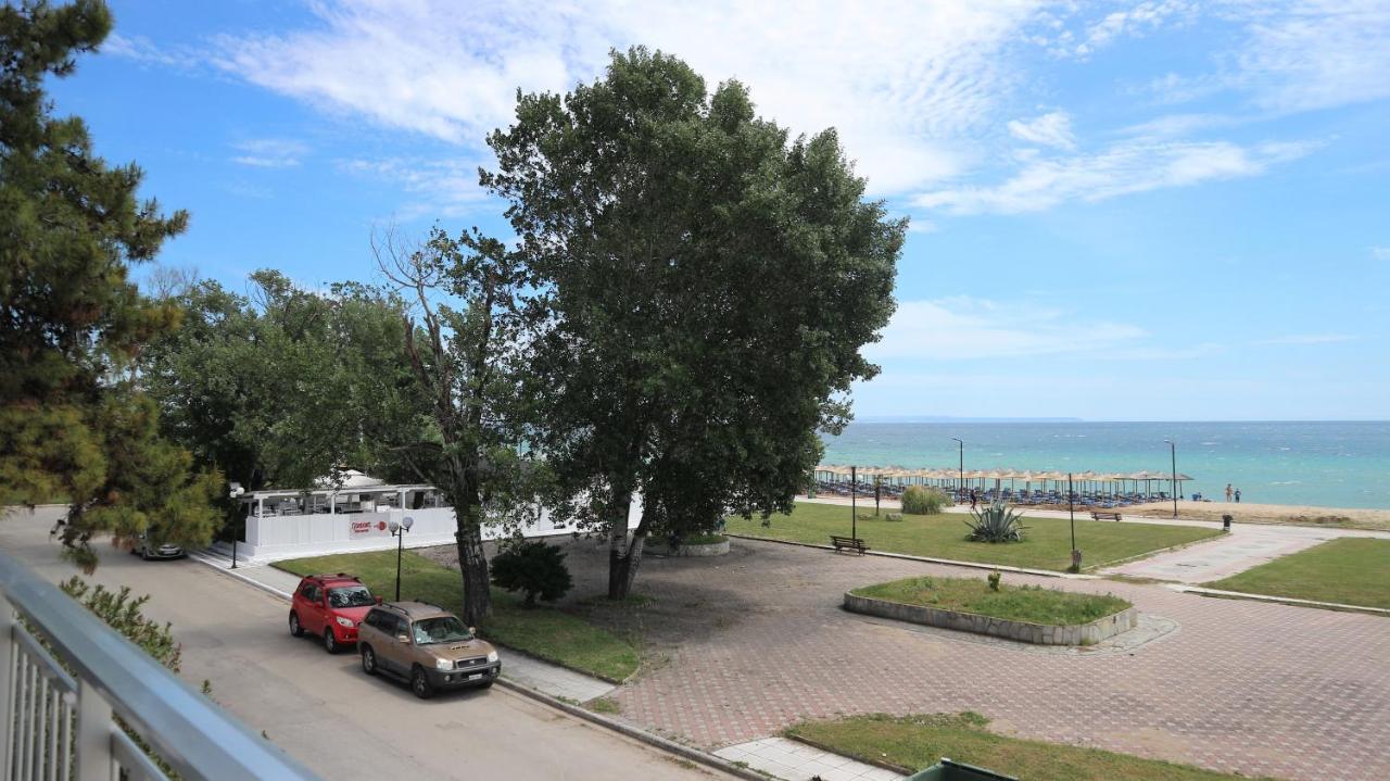 Chelona Apartments Nea Plagia Exterior foto